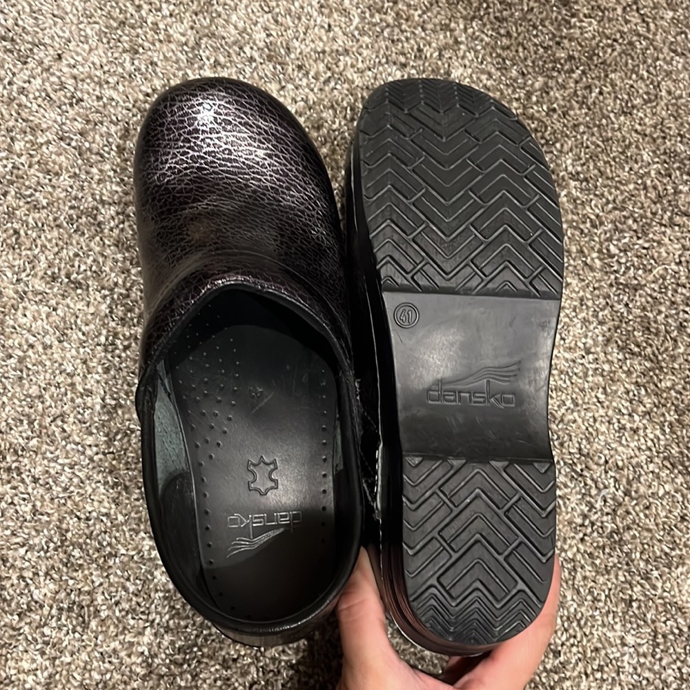 Dansko Clog Size 41 - image 7